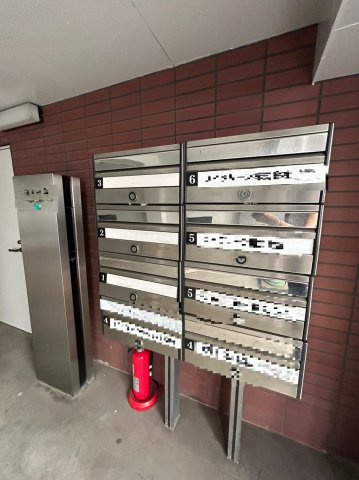 内山ビルの設備