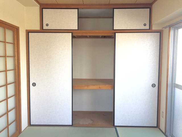 サンライズ荒木駅前【キャッシュバック対象物件】の収納|小物を収納するのに便利です