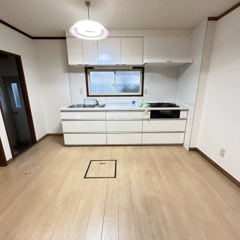 室蘭市白鳥台5丁目40-11戸建のキッチン