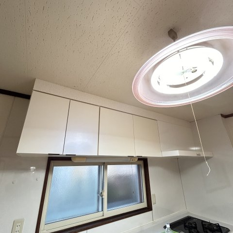 室蘭市白鳥台5丁目40-11戸建のキッチン