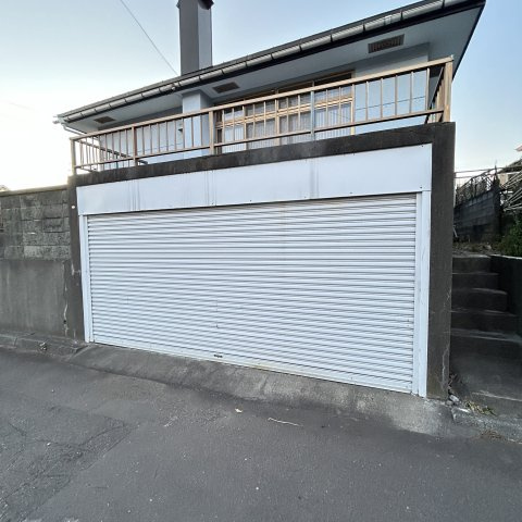 室蘭市白鳥台5丁目40-11戸建の駐車場