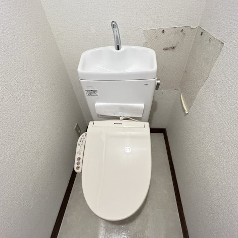 室蘭市白鳥台5丁目40-11戸建のトイレ