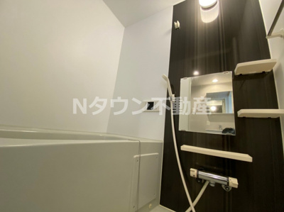 【浴室】 | PRECIOUSSTORY（プレシャスストーリー） | 落ち着いた空間のお風呂です