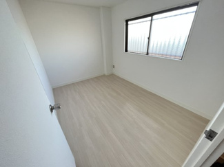 【洋室】 | ホワイエ・アンノマエ