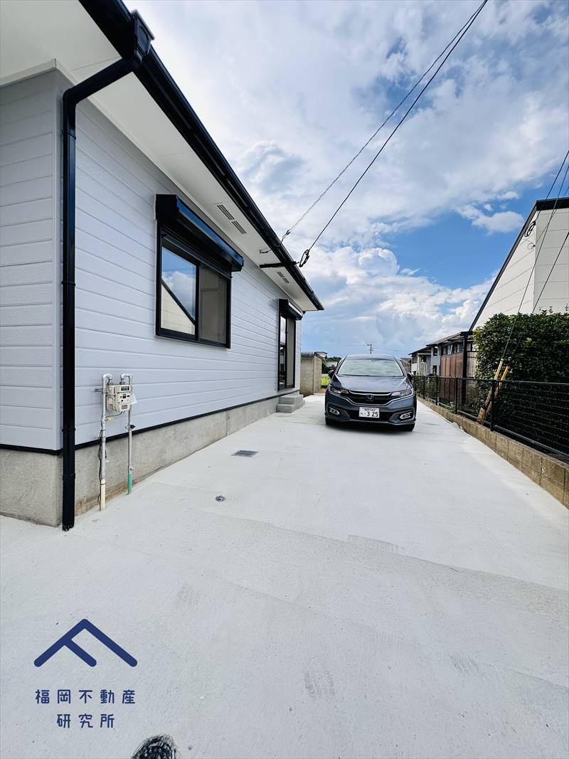 朝倉郡筑前町原地蔵　戸建ての駐車場