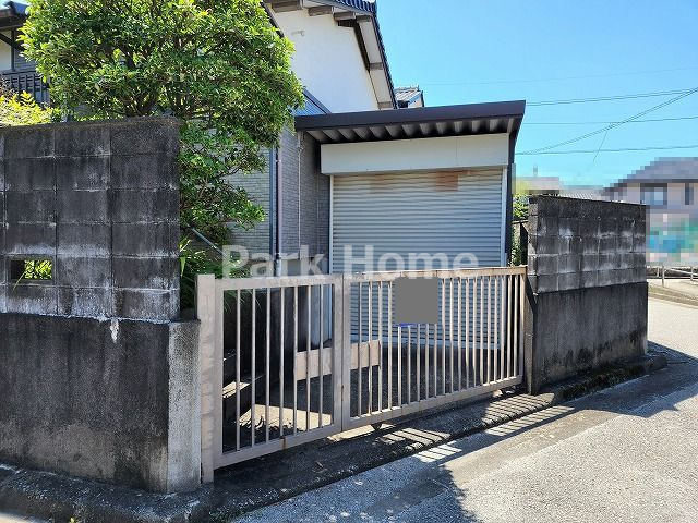 高知市瀬戸東町3丁目　中古戸建ての駐車場|2023.7月末：現況