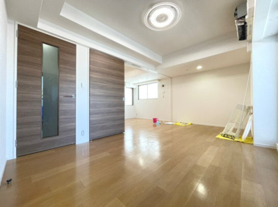 【居間・リビング】 | ノルデンハイム江坂アドバンス