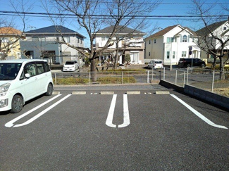 【駐車場】