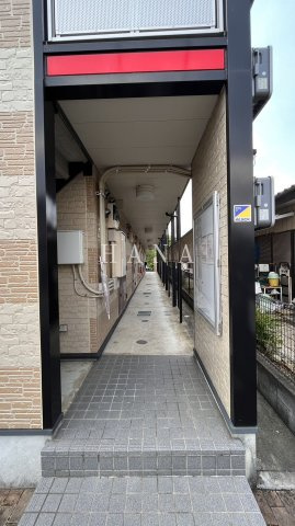 レオパレス柚のエントランス