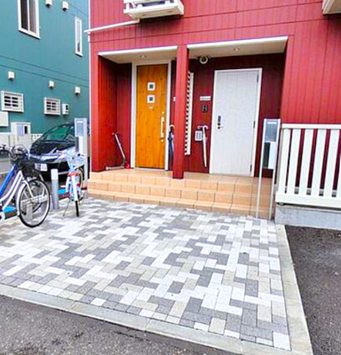 【エントランス】 | マノワール ドゥ