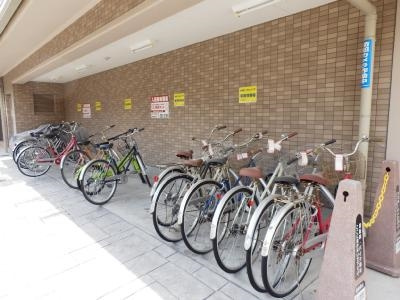 アビタシオン　オンズアンの駐車場|駐輪場