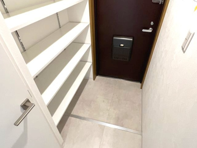 【玄関】 | メゾン御影中町