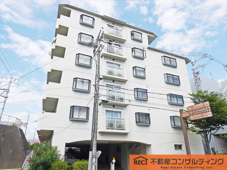 芦屋シティハイツの外観