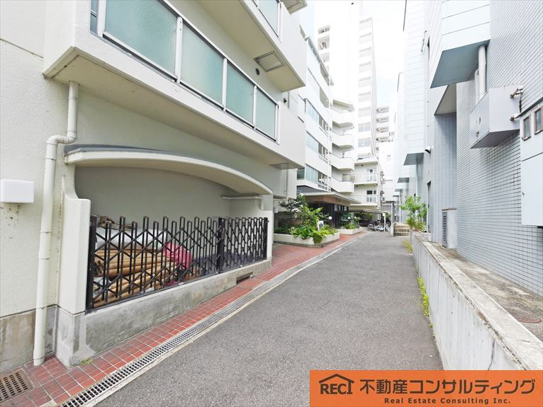 芦屋シティハイツの外観