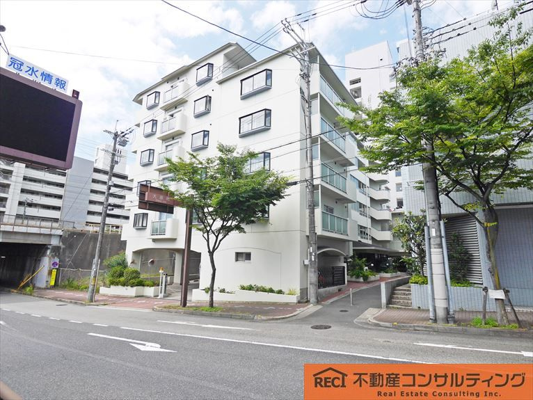 芦屋シティハイツの外観