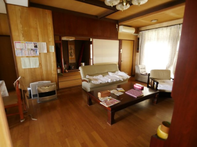 折本2丁目　中古住宅の内装