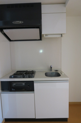 【キッチン】 | プレストアイディ秋葉原 | 新御徒町の賃貸物件。
「プレストアイディ秋葉原」のことなら(株)メイワ・エステートへ