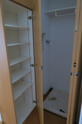 【玄関】 | プレストアイディ秋葉原 | 新御徒町の賃貸物件。
「プレストアイディ秋葉原」のことなら(株)メイワ・エステートへ