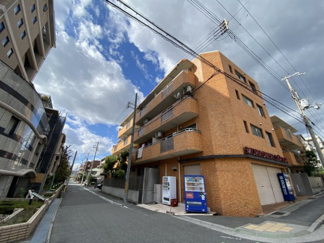 ライオンズマンション本山第5の外観