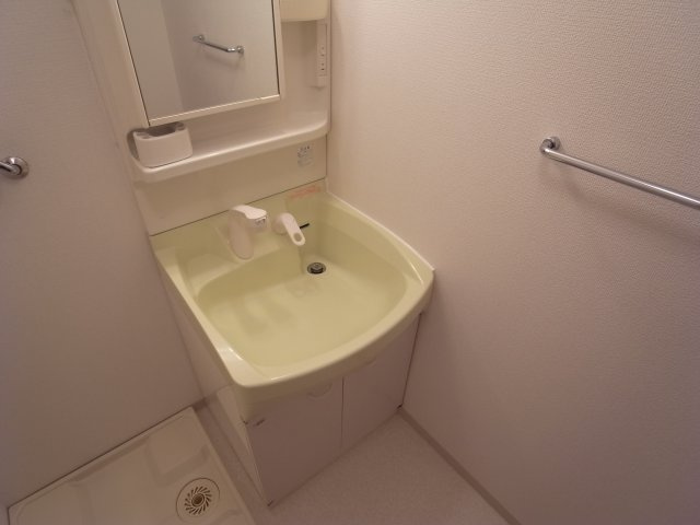 ライオンズマンション本山第5の洗面所