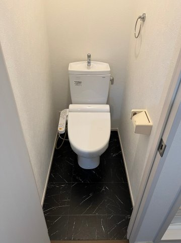 仲介手数料０円！！SophisJosaiのトイレ