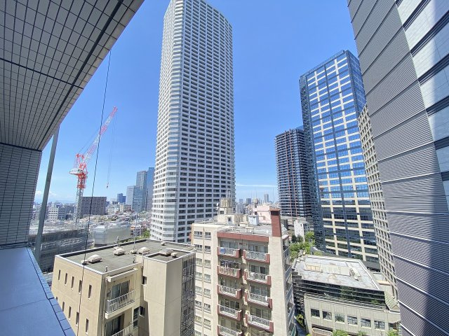 コンシェリア西新宿タワーズウエストの外観