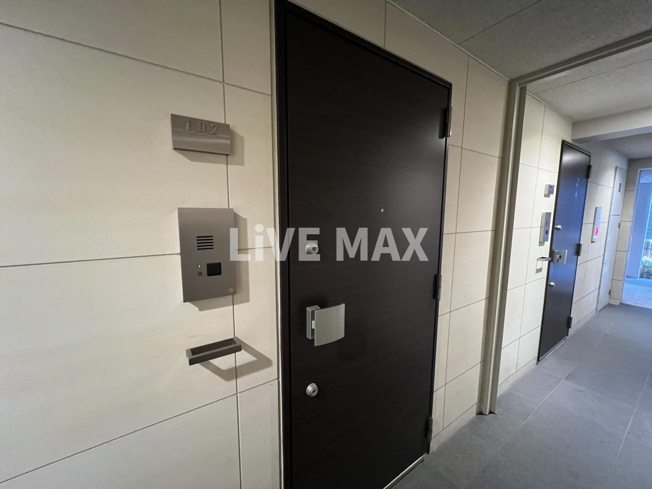 【ロビー】XEBEC旗の台