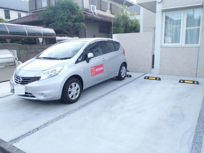 ★敷地内駐車場★（有料・要空き確認）