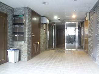 ★建物入り口★