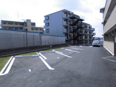 敷地内駐車場※有料・要空き確認