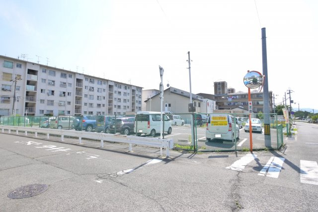 池の下駐車場の周辺