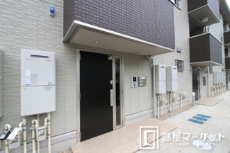 【エントランス】