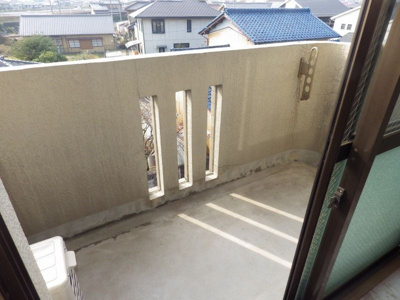 【バルコニー】 | ユーミー日永マンション | ※現状を優先とします（内装設備が異なる場合がございます）
※同建物別室参考写真
