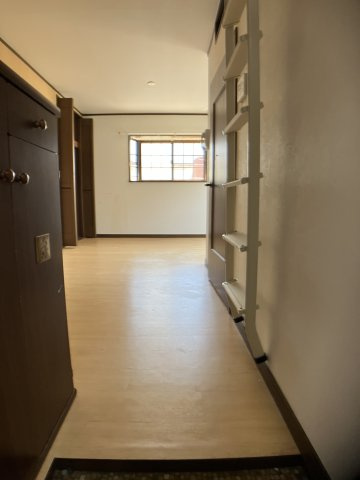 ソアレ市川の玄関