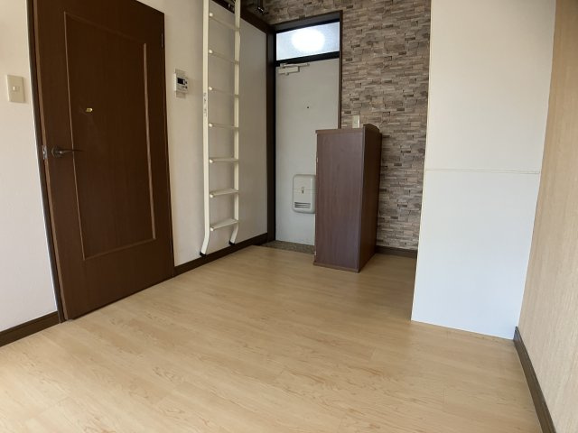 ソアレ市川の居間・リビング