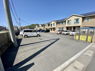 【駐車場】