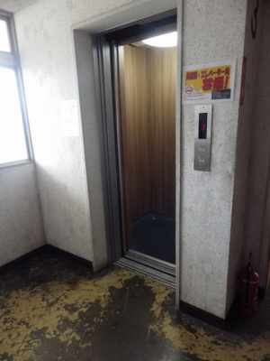 【その他共用部分】 | 八まきビル