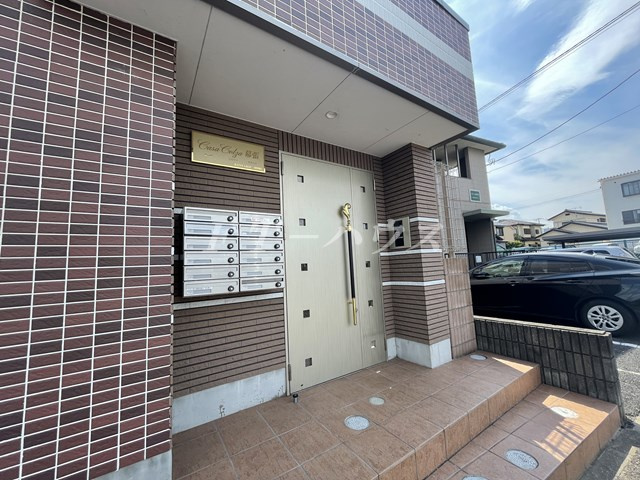 ＣＡＳＡ　ＣＯＬＺＡ幕張のエントランス