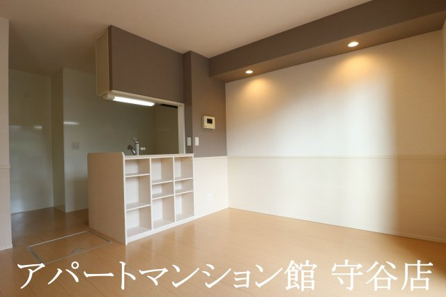エクセルハイムヤマセイの居間・リビング