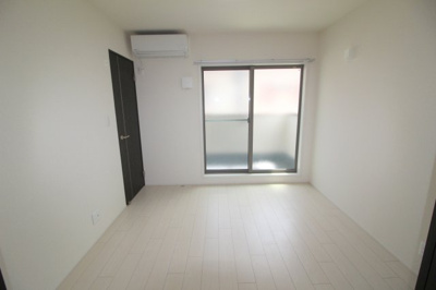 【洋室】 | セレーノ北桜塚