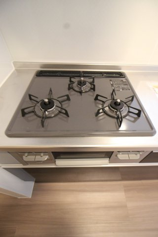 ヴェルドミール伍番館のキッチン|別号室の同仕様の参考写真です。