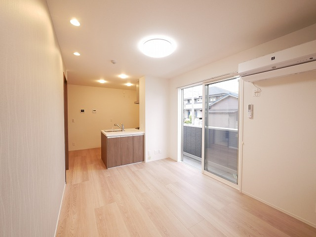 ルーエ（大安寺）の居間・リビング|ゆったり過ごせる居間です