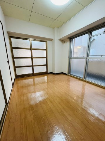 仲介手数料０円！！景雲橋ハイツの居間・リビング