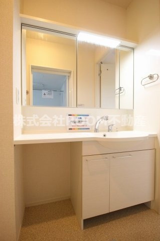 ブライトコート花繰の独立洗面台|使いやすい独立洗面台です