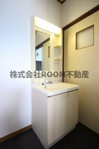 ガーデンR７の洗面所|忙しい朝には欠かせない洗面所です