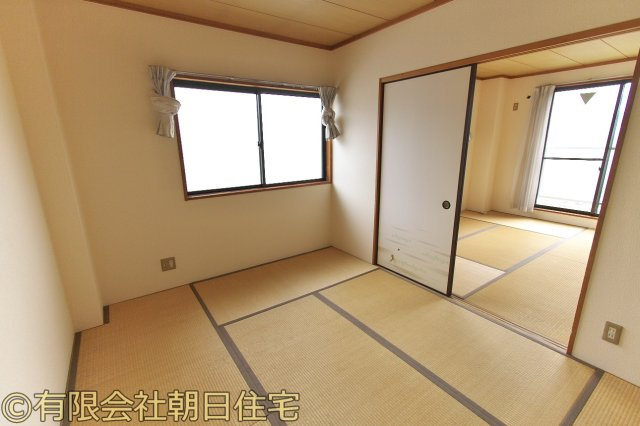 メゾン桜の和室