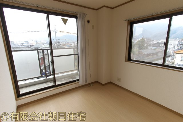 メゾン桜の洋室