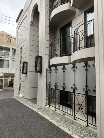 コートヤード南青山の外観