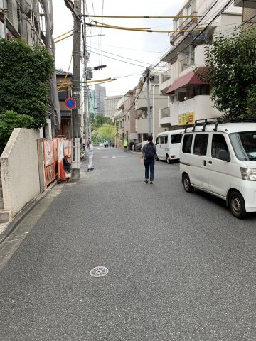 コートヤード南青山の周辺