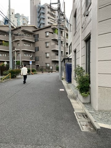 コートヤード南青山の周辺